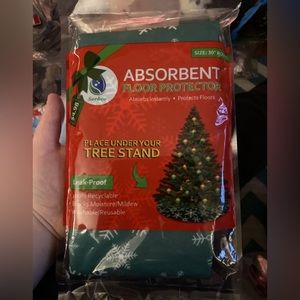 Absorbent Floor Protector For Under Your Christmas Tree